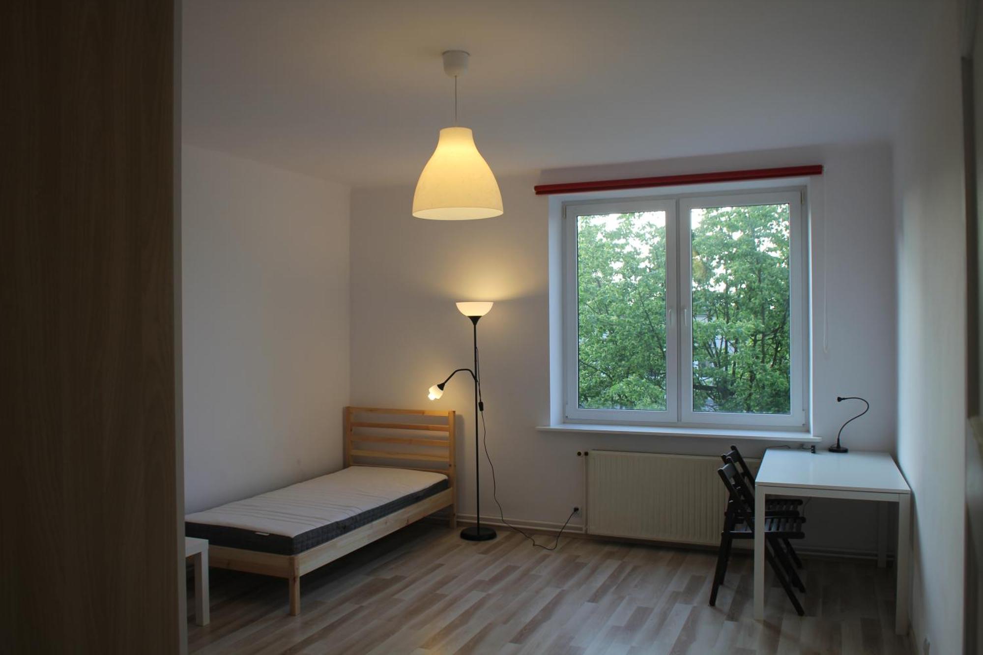 Trzyosobowy Pokoj W Mieszkaniu Czteropokojowym W Centrum Gdyni. Lägenhet Gdynia Exteriör bild